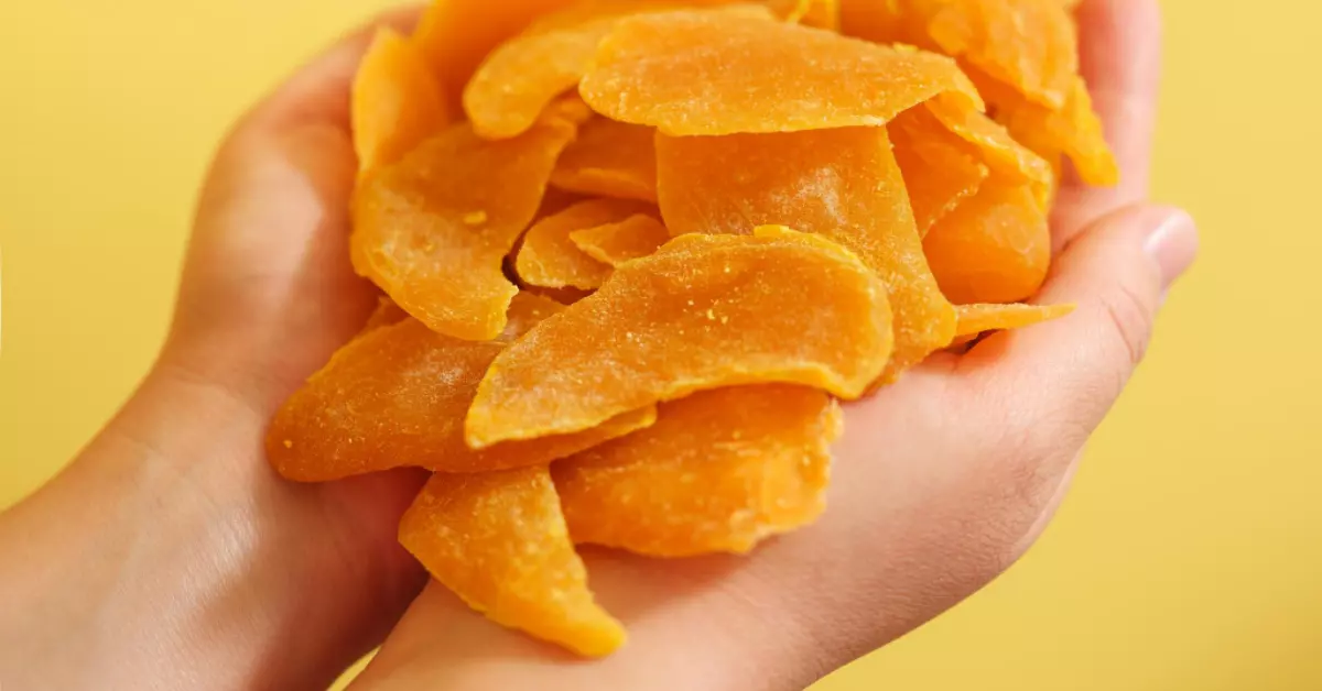 Keripik mangga kering